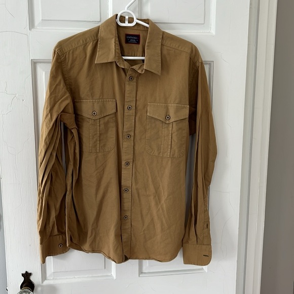 UNTUCKit NWT Coteaux Wrinkle-Free Button Down Shirt Long Sleeve Beige Tan Medium - Picture 2 of 4